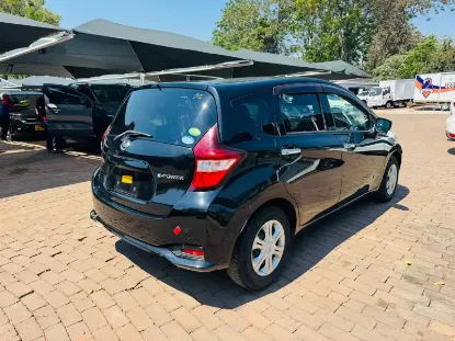Picture of Nissan Note E-Power 2017