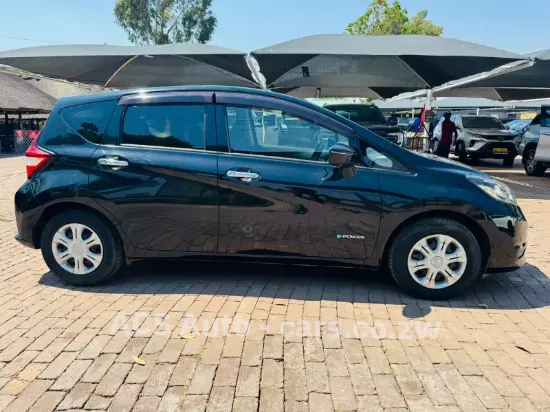 Picture of Nissan Note E-Power 2017
