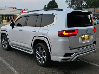 Picture of Toyota Land Cruiser 2024