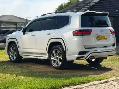 Picture of Toyota Land Cruiser 2024