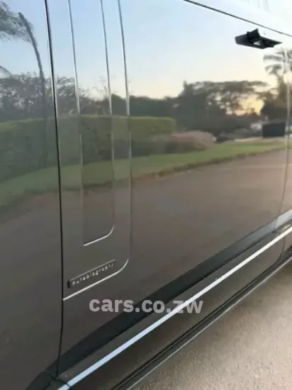 Picture of Range rover Vogue 2025