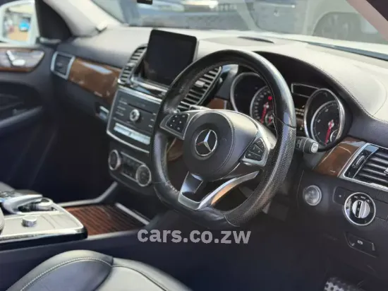 Picture of Mercedes Benz GLE 2016