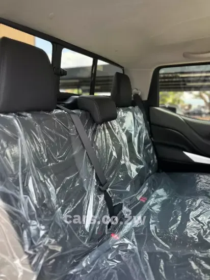 Picture of Nissan Navara 2025