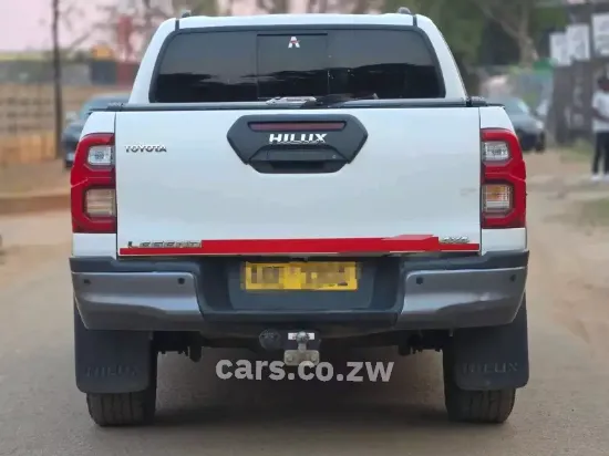 Picture of Toyota Hilux 2022