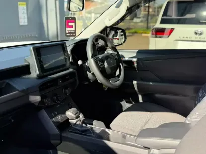 Picture of Toyota Hilux 2026
