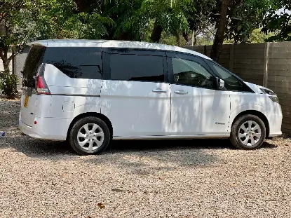 Picture of Nissan Serena 7 Seater