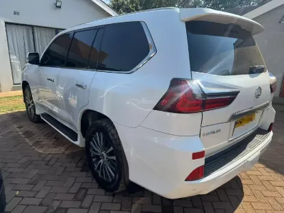 Picture of Lexus 450d 2020