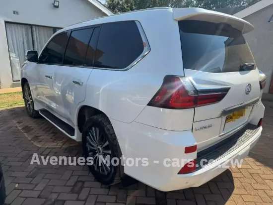 Picture of Lexus 450d 2020