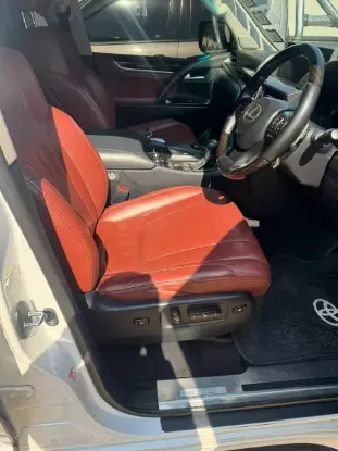 Picture of Lexus 450d 2020
