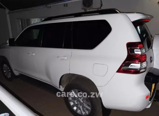 Picture of Toyota Prado 2016