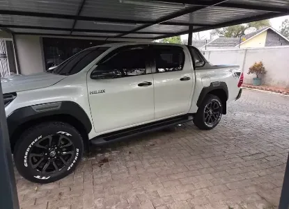 Picture of Toyota Hilux 2022