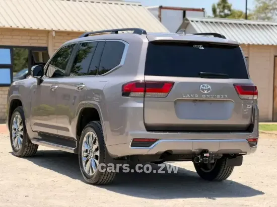 Picture of Toyota Land Cruiser 2026