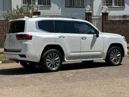 Picture of Toyota Hilux Travo 1986