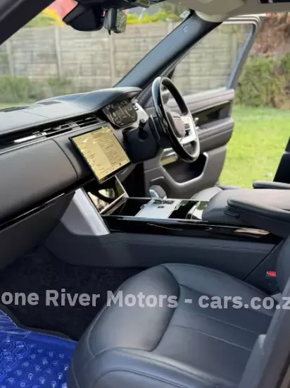 Picture of Land Rover Range Rover 2025
