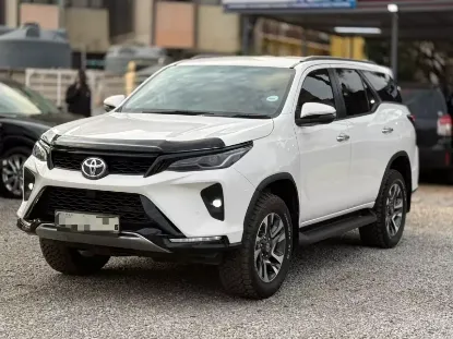 Picture of Toyota Fortuner 2023