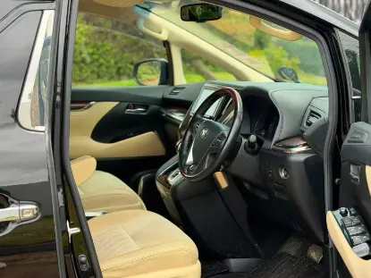 Picture of Toyota Vellfire 2018
