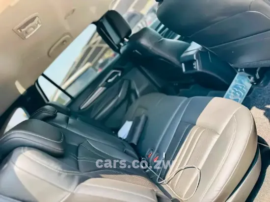 Picture of Isuzu Mu-X 2025