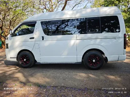Picture of Toyota Hiace 2016