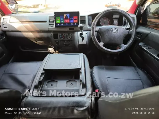 Picture of Toyota Hiace 2016