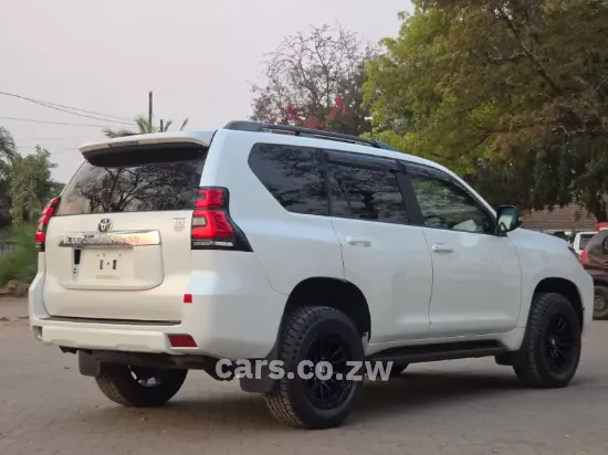 Picture of Toyota Prado 2018