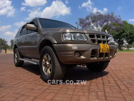Picture of Isuzu Wizard 2002