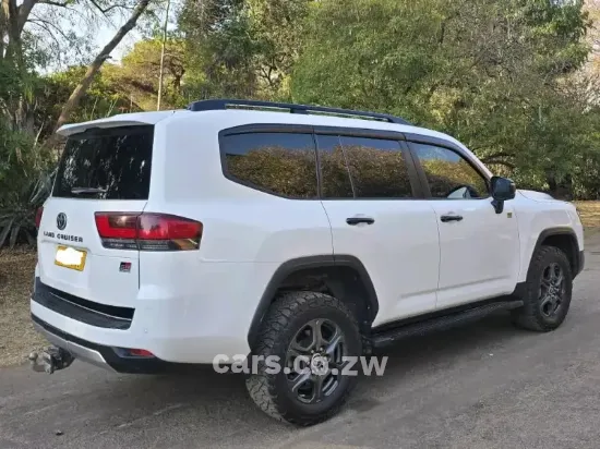 Picture of Toyota Land Cruiser 2022