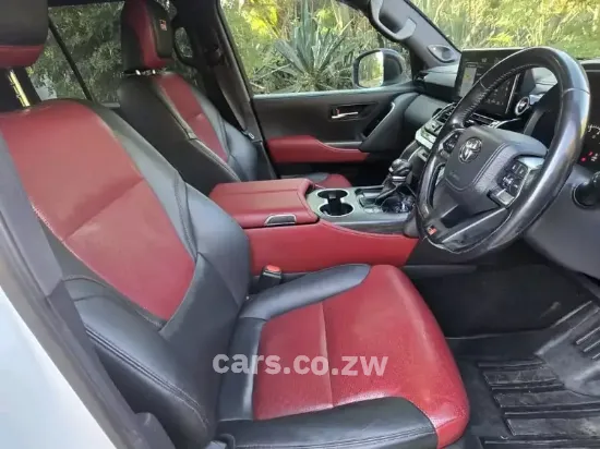 Picture of Toyota Land Cruiser 2022