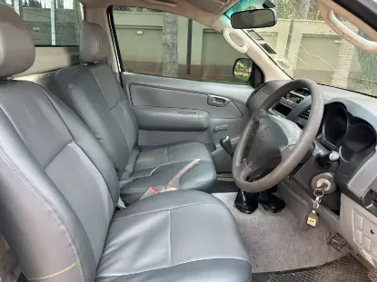 Picture of Toyota Hilux. 2010