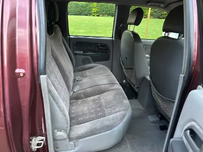 Picture of Isuzu KB300 2010