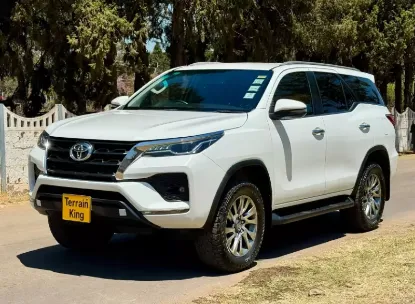 Picture of GD-6 Toyota Hilux, Toyota Fortuner For Hire! From
