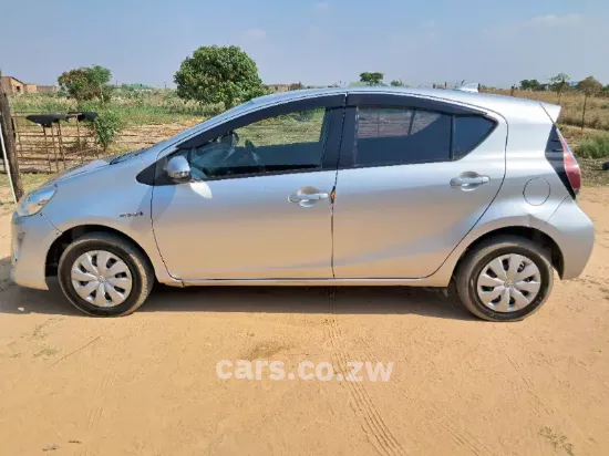 Picture of Toyota Aqua 2017