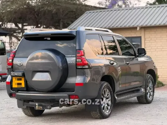 Picture of Toyota Prado 2020