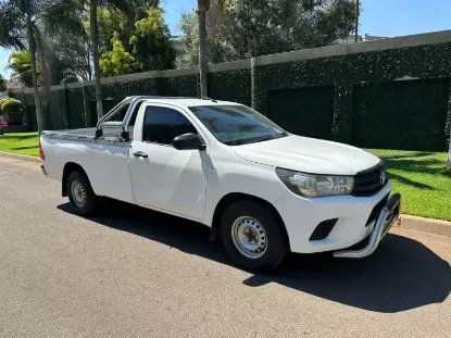 Picture of Toyota Hilux. 2017