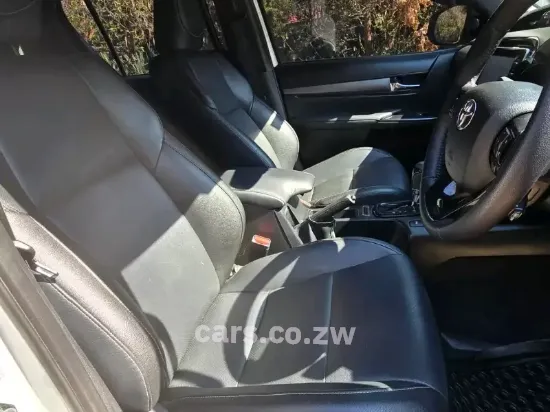 Picture of Toyota Hilux 2025