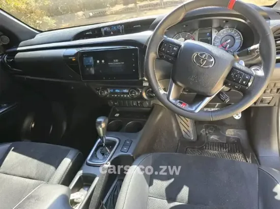 Picture of Toyota Hilux 2024