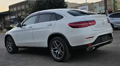 Picture of Mercedes Benz GLC 2017