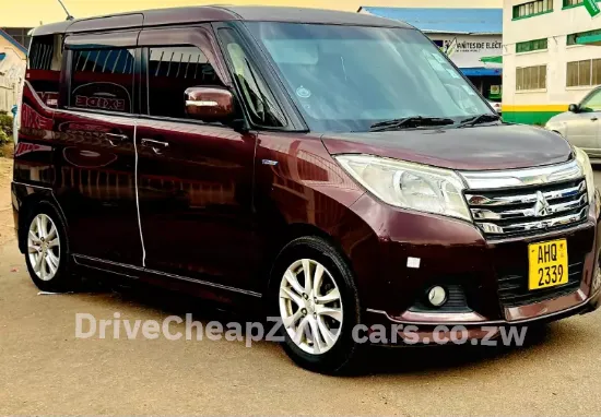 Picture of Mitsubishi Delica 2016
