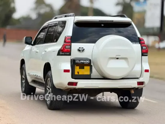 Picture of Toyota Land Cruiser 2018