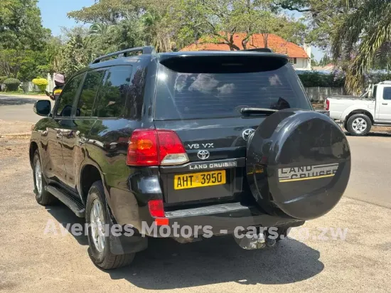 Picture of Toyota Land Cruiser 2812