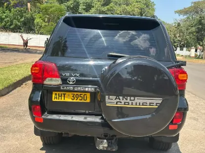 Picture of Toyota Land Cruiser 2812