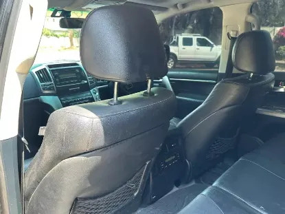 Picture of Toyota Land Cruiser 2812