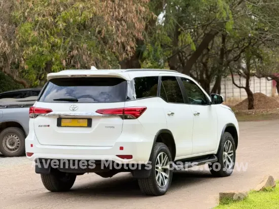 Picture of Toyota Fortuner 2018