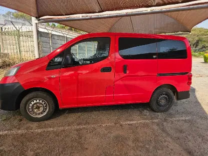 Picture of Nissan NV200 2016