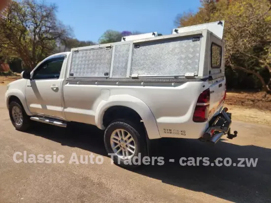 Picture of Toyota Hilux 26800