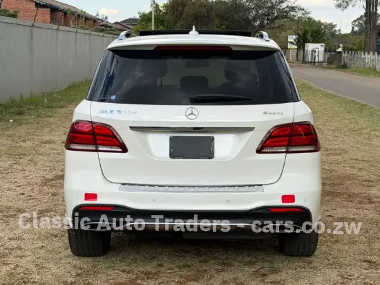 Picture of Mercedes Benz GLE 2017