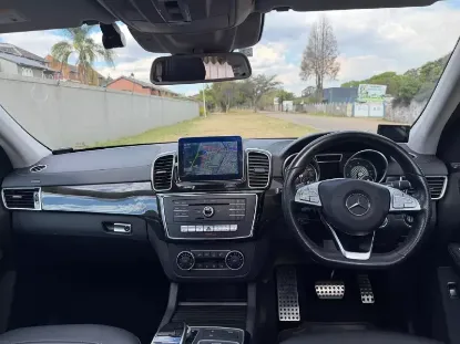 Picture of Mercedes Benz GLE 2017