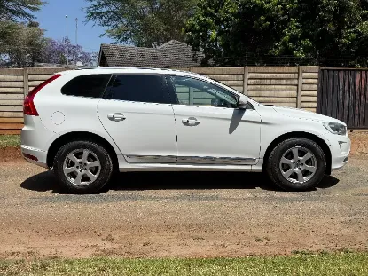 Picture of Volvo XC60 2017