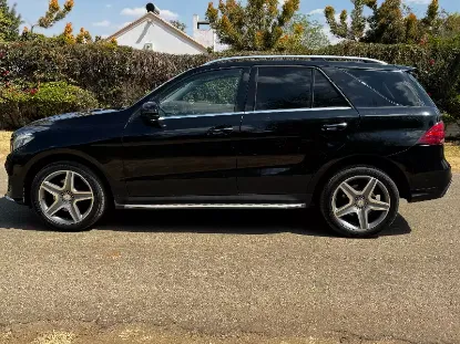 Picture of Mercedes Benz GLE 2016