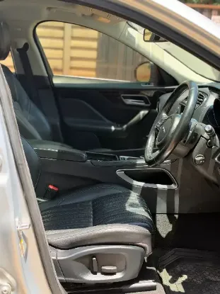 Picture of Jaguar F-Pace 2017