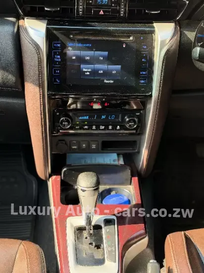Picture of Toyota Fortuner 2017